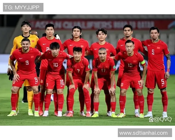 足球巨星与中国的深厚情缘：他们与中国足球的故事与影响