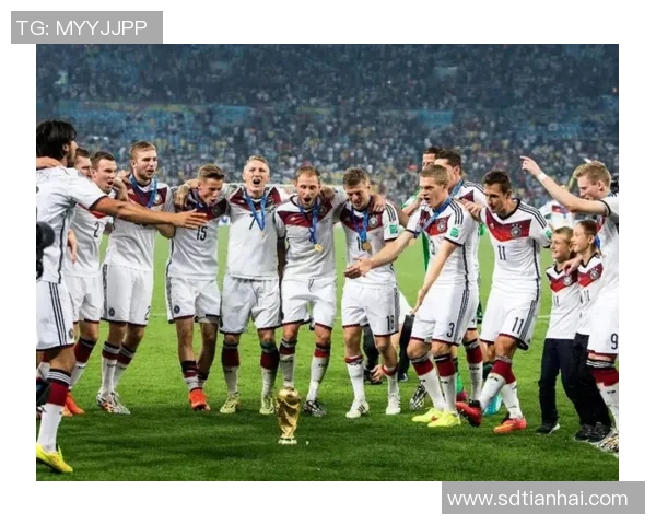 足球巨星的独特轮廓分析从技术到风格的全面解读